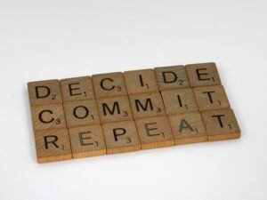 Image depicting how to get repeat clients and freelance referrals.